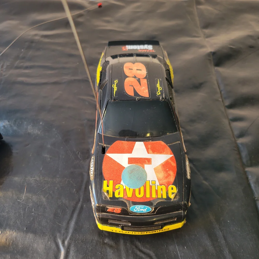 Vintage Bright Havoline #28 Ford Thunderbird RC Car Remote Control 49.86MHz